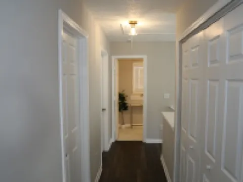 Elegant & Renovated Family Space-King Size Bed Hotels in Paulding County