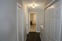 Elegant & Renovated Family Space-King Size Bed