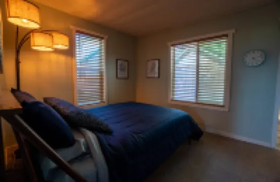 The Green House - Minutes from the Entrance to Crater Lake National Park