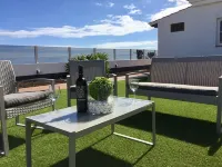 Modern villa on the golf course with stunning views, Wifi and heated pool