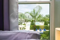 Resort Style -POOL View-HOTUB- Moffitt-Pet-Gated-Gym-Wifi-USF-Elevator-Long Stay