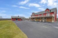 Scenic mountain home overlooking the Susquehanna river with pool and hot tub Các khách sạn gần Red Deer at Rolling Hills Farm