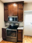 Mona K's-Big Green Rental