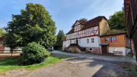 Vacation apartment on a historic stud farm Vacation with your own horse Hotels near Stiftsruine Bad Hersfeld