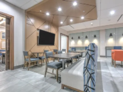 Holiday Inn Express & Suites DALLAS – PLANO NORTH by IHG Hotels in Plano