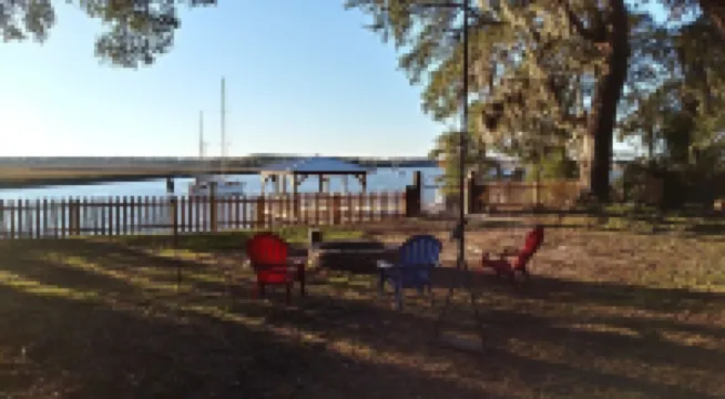 Need Warmer Weather Near the Islands. Check Out Our Spring Brake Rates!