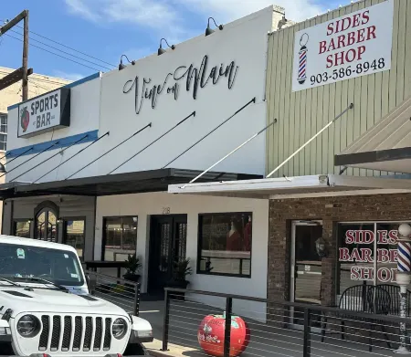 Cozy cottage in peaceful, rural setting, 15min away from public beach on lake Отели в г. Cherokee County