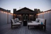 Plaza Perch~Downtown~Walkable