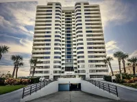 Oceanfront Condo, with Wrap Around Balcony & Ocean Views from Every Room - 프라이빗 풀