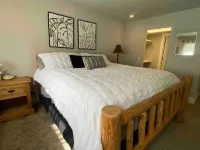 Sun Valley/Ketchum-Location, Hot Tub, Pet Friendly, Walk to Ski and Downtown