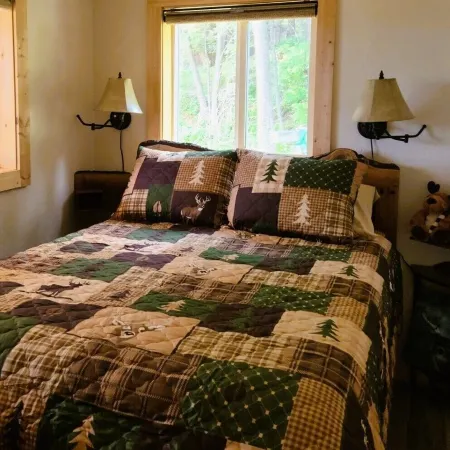 1 bedroom with sleeping loft  queen.