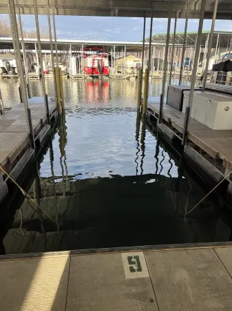 Lakefront Parkview Bay Condo/Amazing Views/Boat Slip