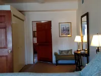 The Garden Suite has beautiful views of forests and pastures! It is dog friendly Hotels in Ferndale