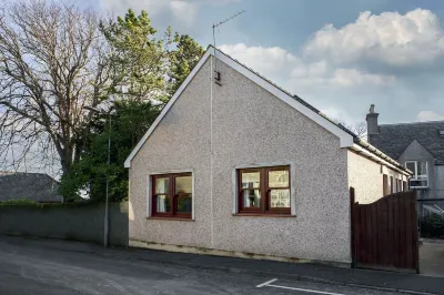 Park Suite 1 - up to four guests, adjacent to Park Suite 2 Hotels in 