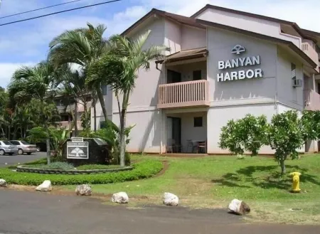 Nice 2Br@Beach  Hear Waves! Value Comfort-Best Location  Sale Nov to Dec 15!