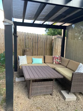 Charming renovated 3-bedroom house walking distance to downtown Elizabethtown. Отели рядом с достопримечательностью «Brown-Pusey House»