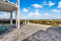 Pet friendly, newly renovated, ocean and beachfront historical home
