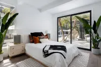 Grand Blanc Maison Ultra Luxury Villa in San Diego