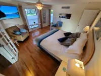 No parties, quiet, 3 bed, 2 bath.