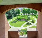 Elegante alloggio di grandi dimensioni (110 mq) in parco privato di 6000 mq