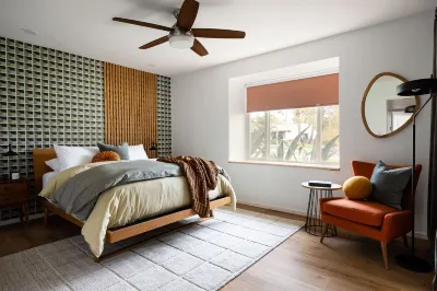 Experience MCM Bliss: Stylish Retreat w/ Jetted Spa, Pool, and Full Amenities 阿爾罕布拉住宿飯店