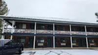 Updated Golf and Ski Condo Sleeps 5 by Shanty Creek, 5610 Shanty Creek Rd