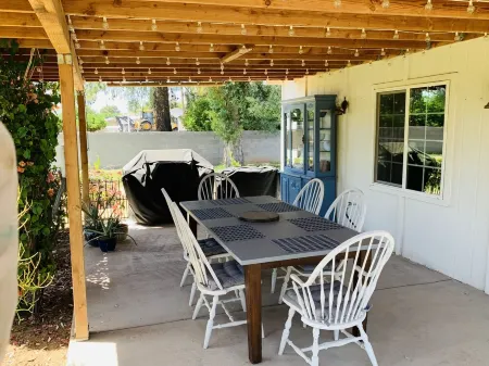 The Cottage @ Ray Road Farm