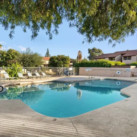 Central East Valley / Community Pool / Privacy