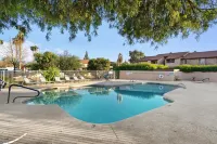 Central East Valley / Community Pool / Privacy