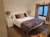 Log Cabin in the Clwydian Range Hotels in 