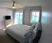 WOW!  Lakefront living on the 4MM - Best view on the Lake!