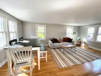 Beautiful 3BR Home with Office in Town of Brunswick with King beds