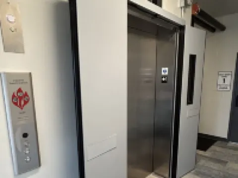 Cozy Apartment with Gym and Game Room Hotels in Waukee