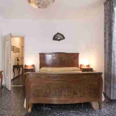 Monterosso 30 metresfrom the beach, wonderful sea view free wi- fi parking Rooms
