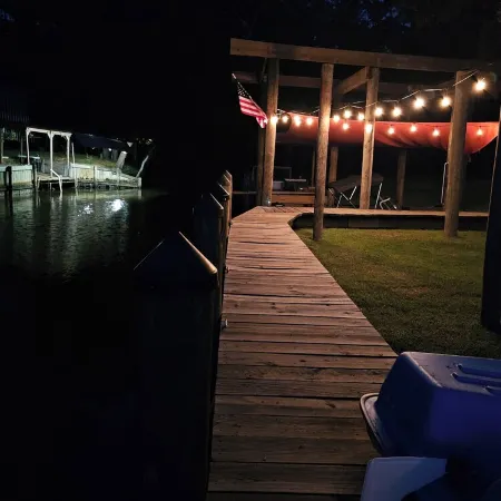 Quiet and relaxing come enjoy the river and coastal life at The Slippery Minnow.