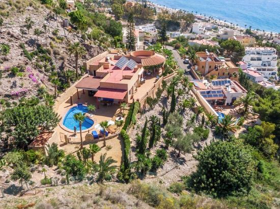 Casa Redonda Exceptional Villa With Private Pool & Spectacular Views Over Sea