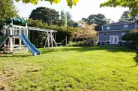 SECRET HIDEAWAY: LUXURY L.I. STUDIO W/PRIV. ENTRN