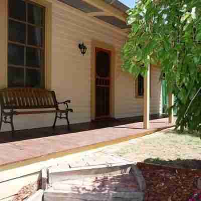 Peppercorn Cottage Echuca Hotel Exterior