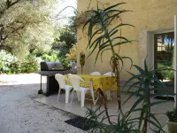 Bandol- Nice Apartment- Clim -80 m from the Sea- 4 Pers- 10 Min Walk from the Center
