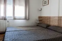 L'escala: In front of the sea-Passeig Maritim-l'Escala-Wifi free