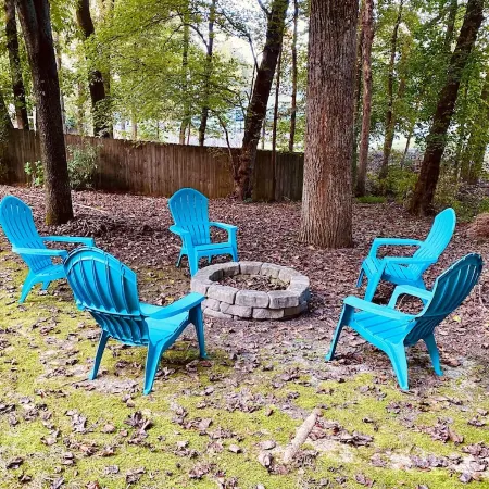 Gorgeous 4 BR Home - 1.5 mi from DT Alpharetta and Avalon