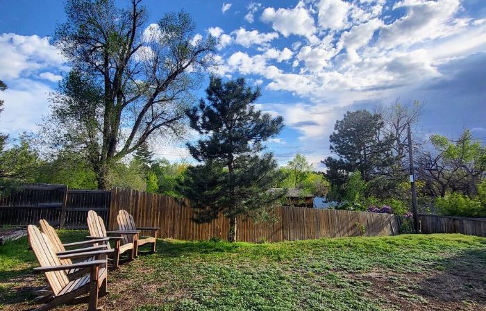 The Traveler's House-Central to All, Hilltop, Hot Tub, Gameroom, Firepit, Skiing