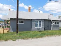 Milwaukee Road House  (New) Historic Deer Lodge