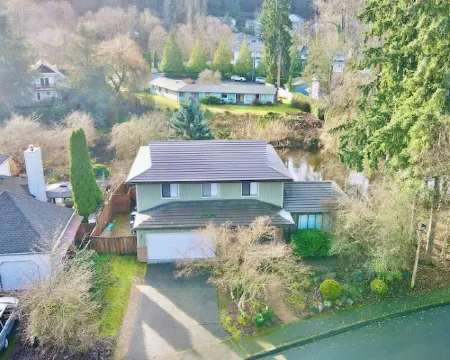 Cozy, Quiet, Bothell River House Hotels in Bothell