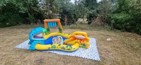 Gite au Cœur de la Forêt de Mervent. A 40 mn du Puy du fou Отели в г. Мерван