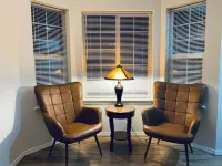 Quiet & backed by trees, centrally located home close to downtown and ferries.