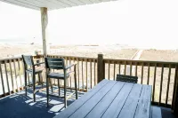 NEW LISTING! OCEANFRONT w/ pool, close to boardwalk, amazing views!