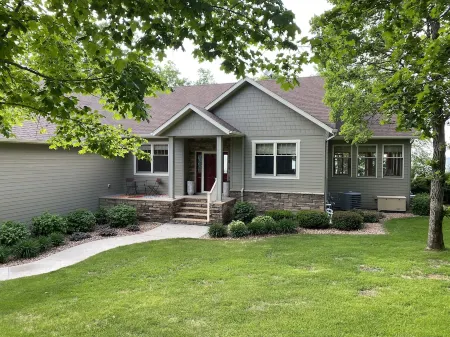 Sunset View on Otter Tail Lake / Cozy Retreat