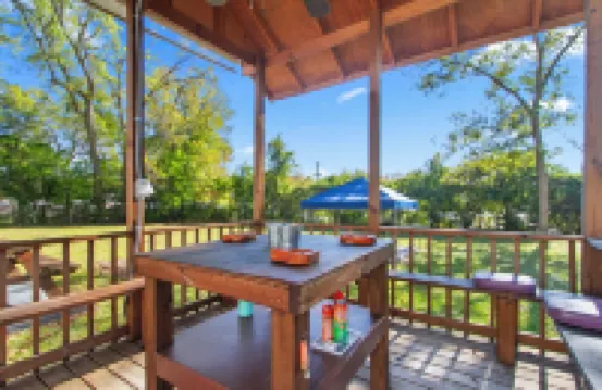 The Gray Villa-  2.8 Miles to Bryant-Denny Stadium