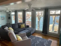 NEW LISTING! Cozy Lakefront Home with fantastic views, close to Bagnell Dam
